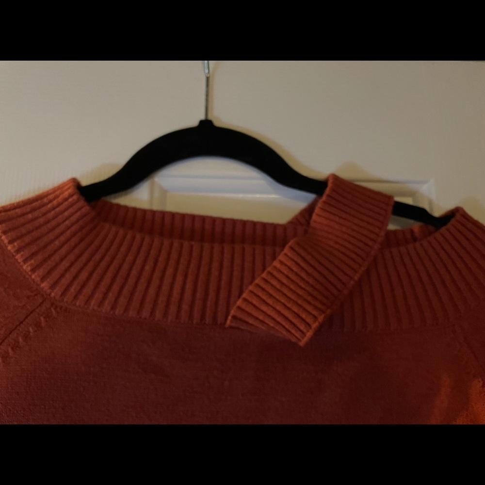Sweater - Picture 2 of 3
